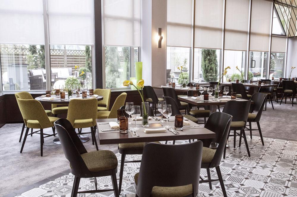 Renaissance Duesseldorf Hotel Bagian luar foto